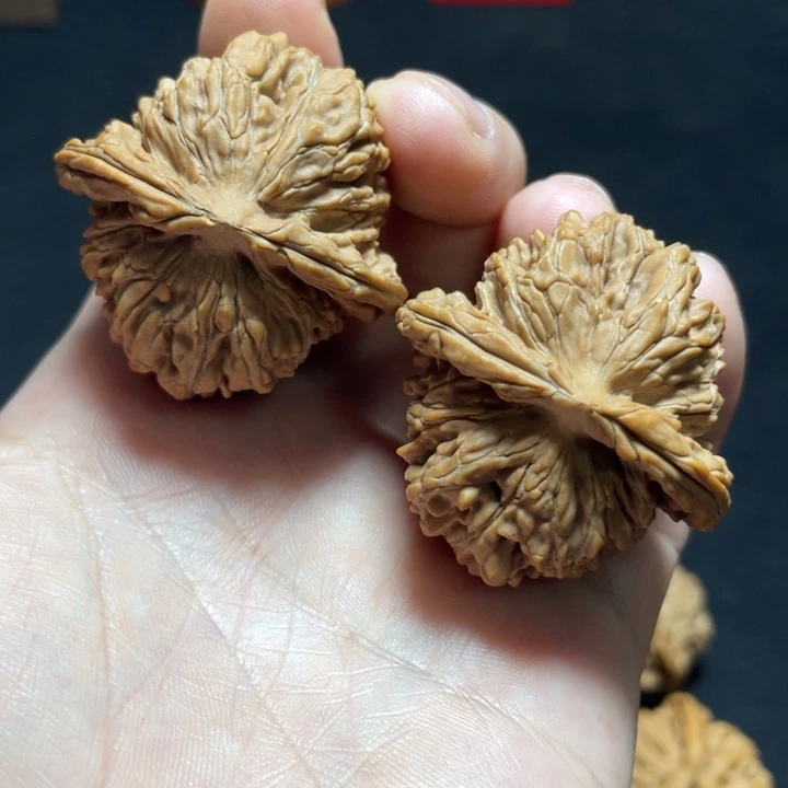 把件文玩核桃四座楼40mm