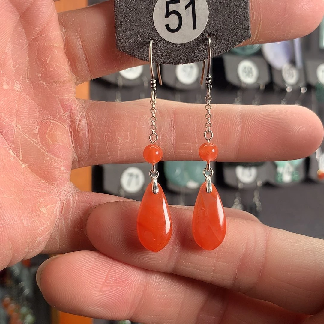 银S925镶嵌南红玛瑙耳饰一****。51