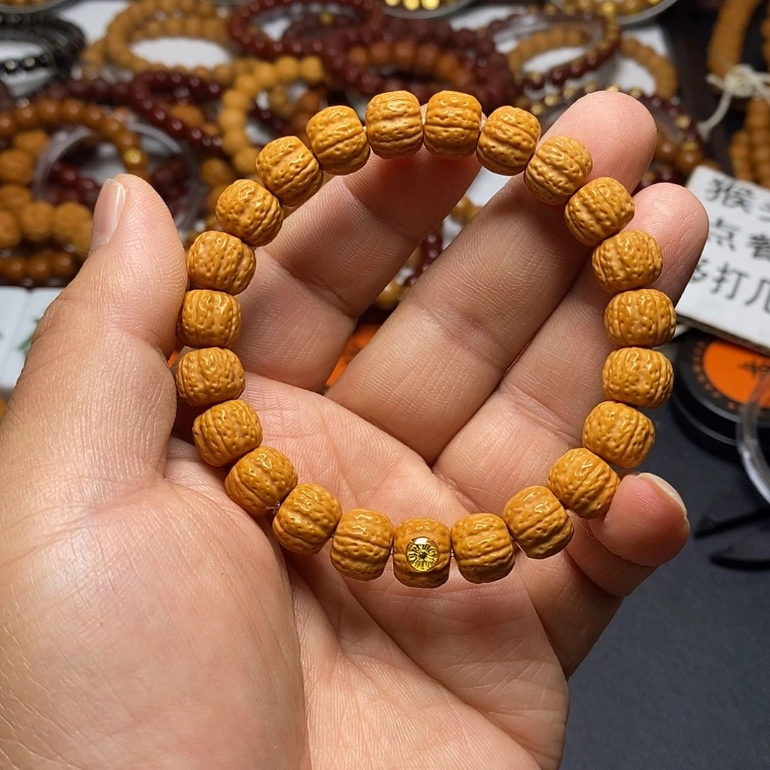 猴头核桃手串全品11左右一代龙9号