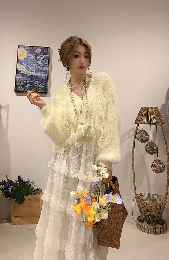 121区杏色宽松型女士春秋冬亮闪重工百搭针织开衫