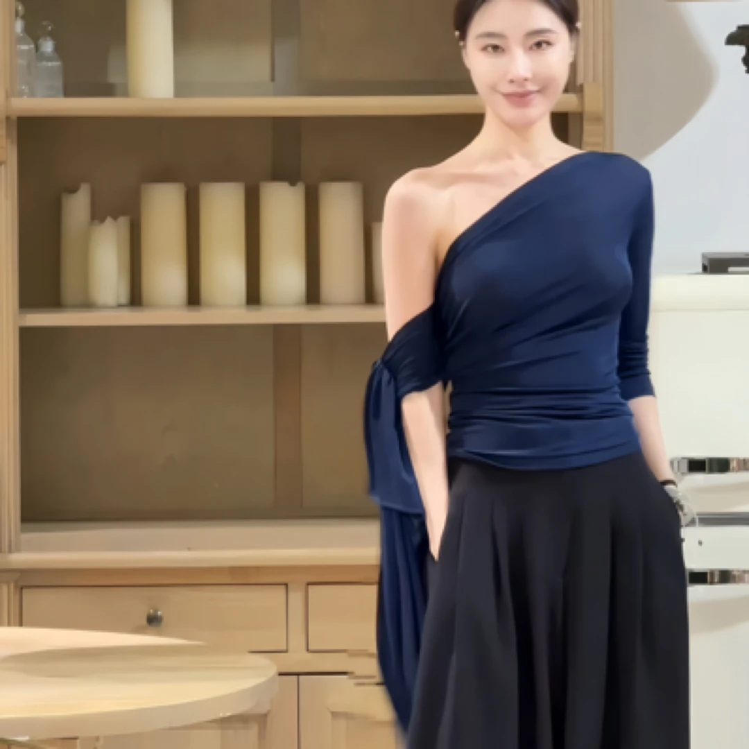 muli沐里歇肩弹力设计感上衣