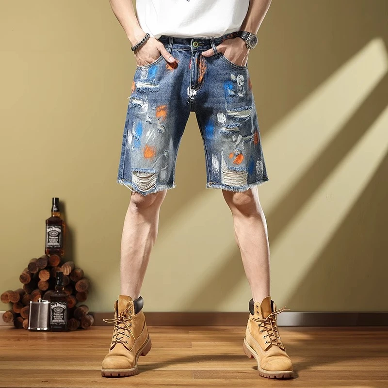 臣吾夏季薄款涂鸦破洞牛仔短裤男潮牌痞帅乞丐刮烂五分裤潮流宽松