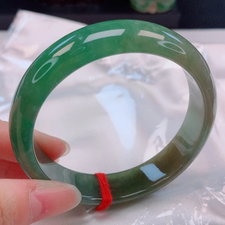 翡翠未镶嵌手镯56圈