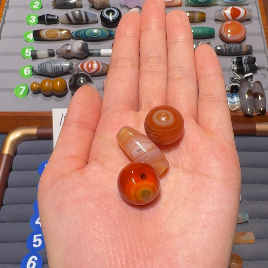 ***8玛瑙/玉髓未镶嵌珠宝半成品