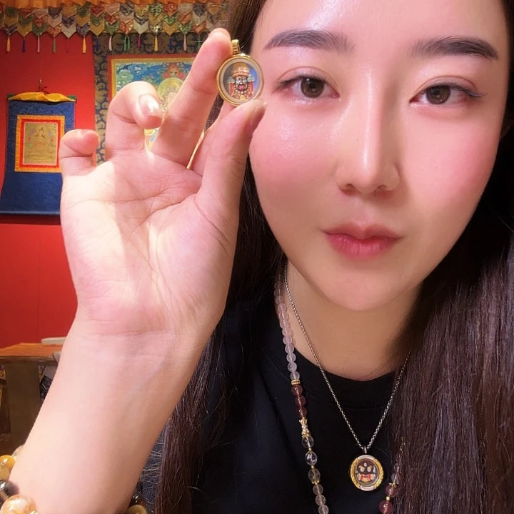圣***屁吊坠嘻嘻嘻嘻嘻嘻