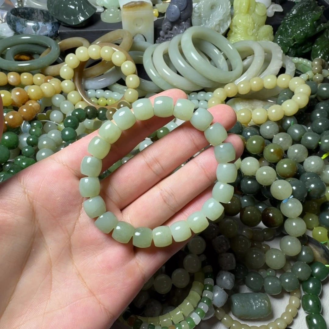 和田玉未镶嵌手串