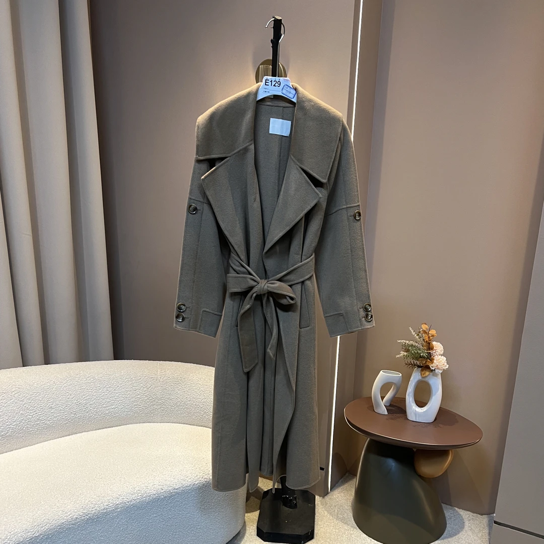 （129）路卡家众心精选大衣