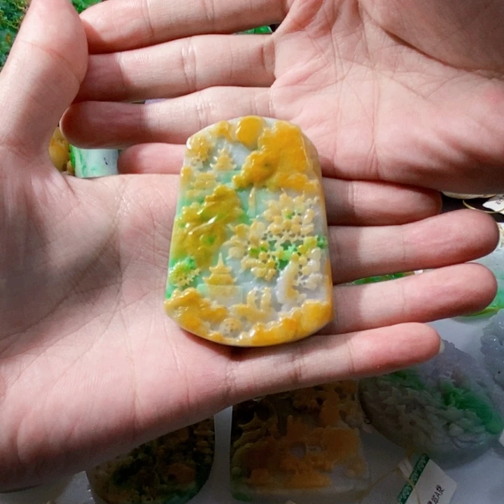 未镶嵌定制翡翠冲***狗