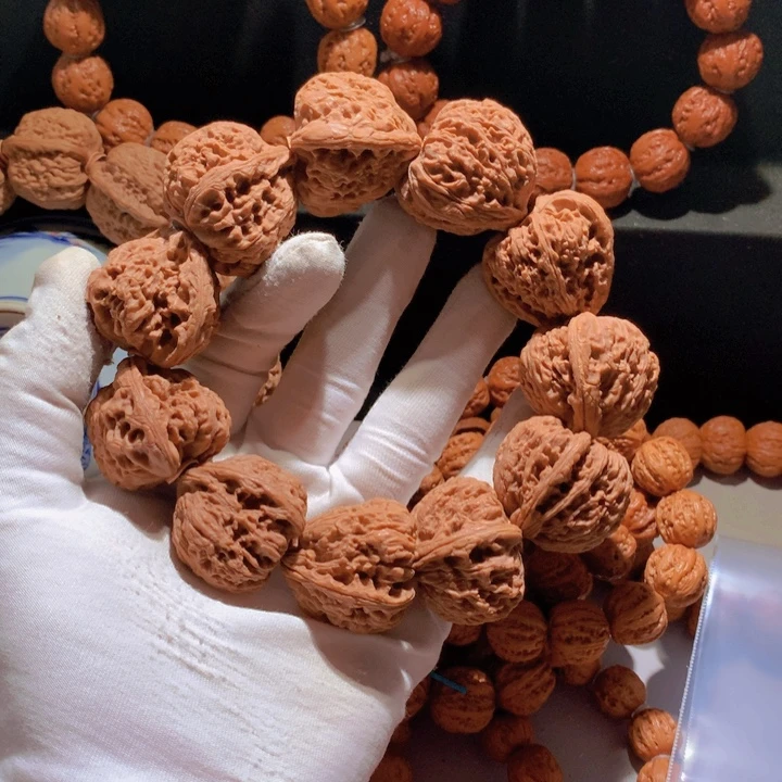 t***c手串文玩核桃南疆石