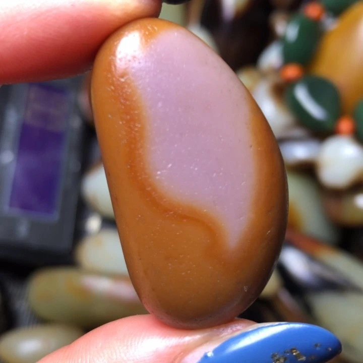 和田玉未镶嵌珠宝奇石