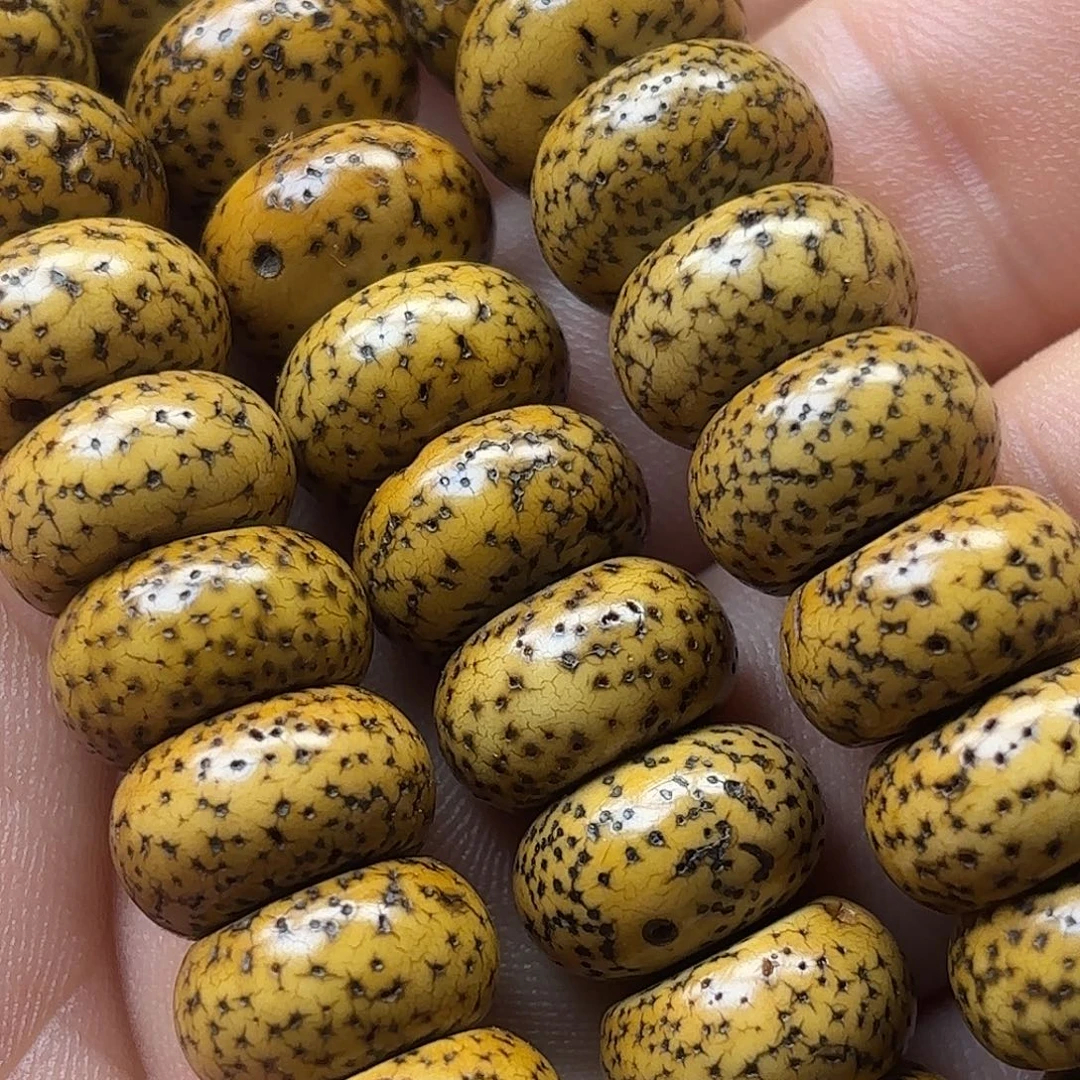 星月菩提吊坠喜欢看书