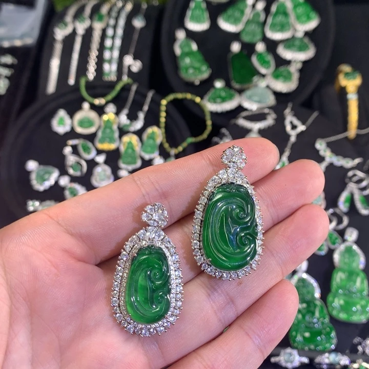 颈饰银S925镶嵌翡翠