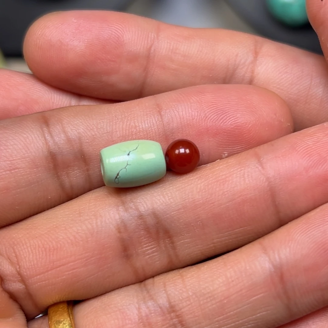 步***春未镶嵌南红玛瑙珠宝奇石