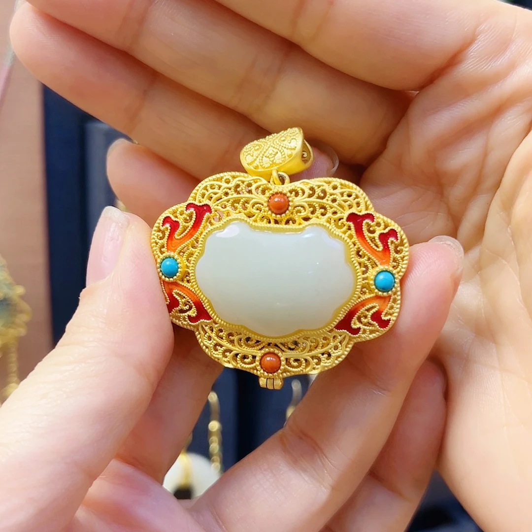 和田玉银S925镀金镶嵌颈饰