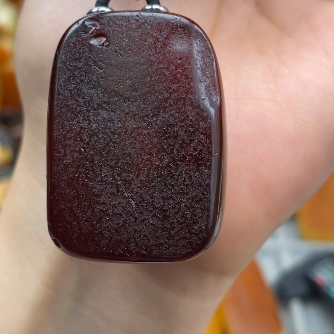 未镶嵌吊坠(赠链)琥珀