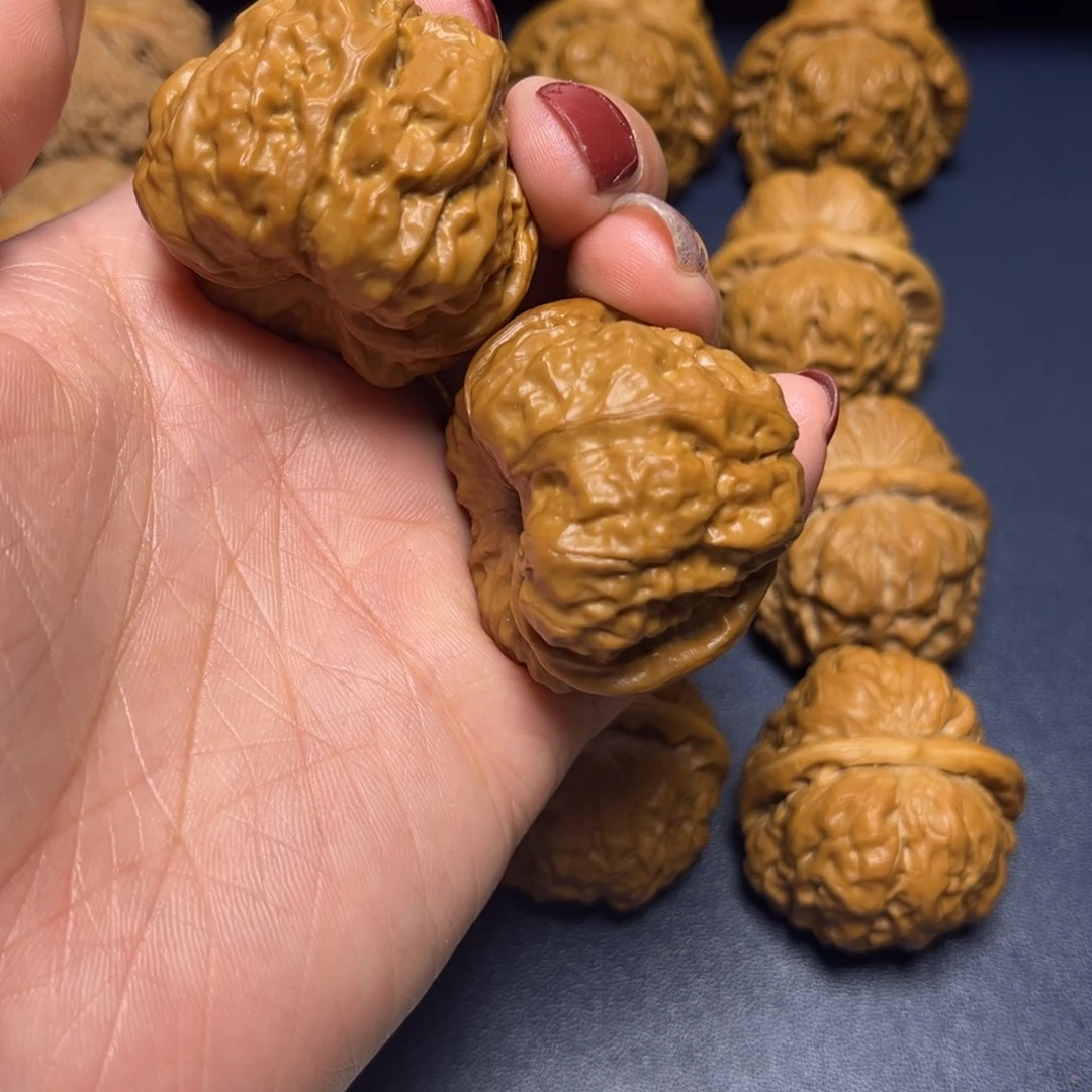 文玩核桃吊坠米***匠哇哇40