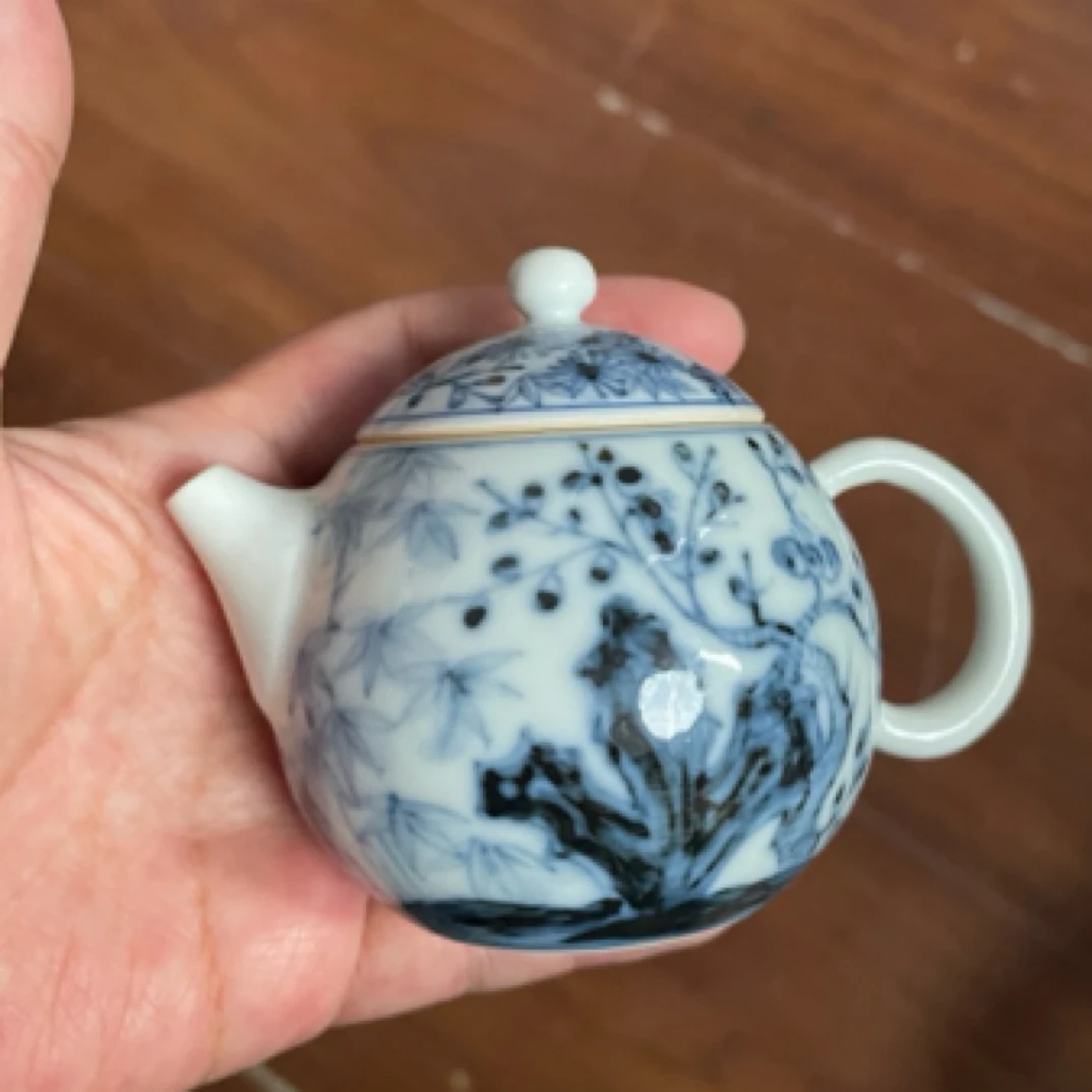 阅贤斋柴窑松竹梅壶微瑕