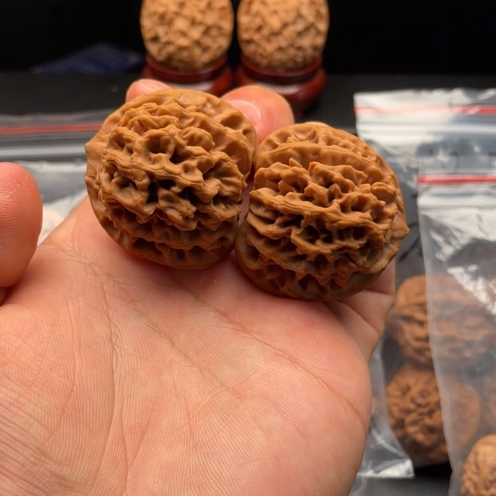 哟***！吊坠文玩核桃39尺寸