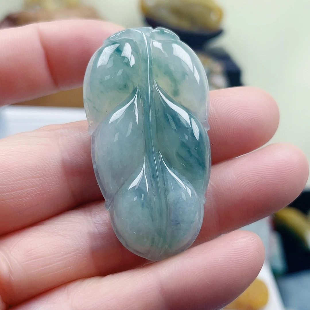 翡翠未镶嵌颈饰2222