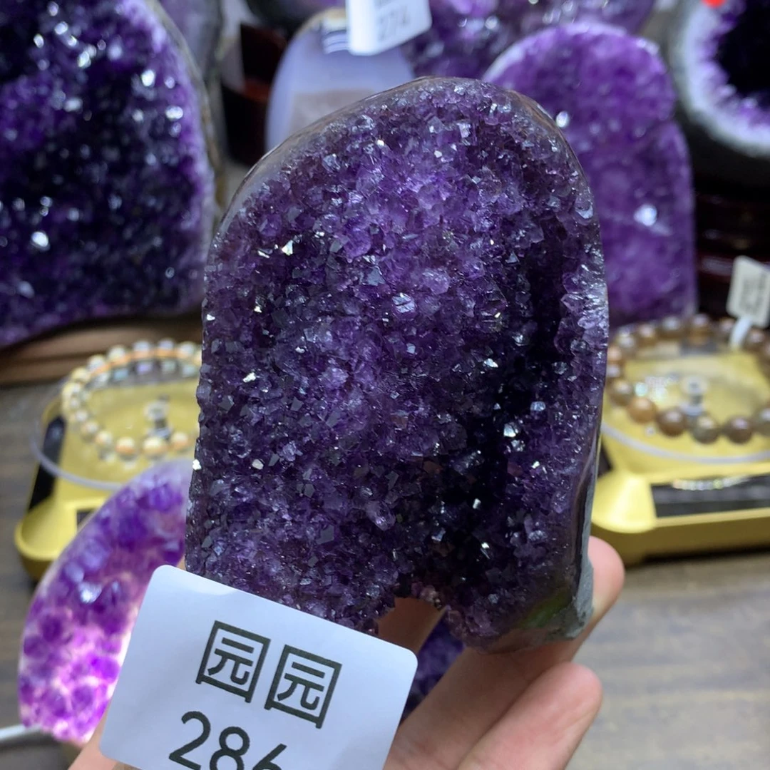 紫晶大型摆件（非配饰）未镶嵌