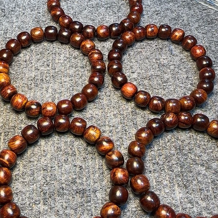 黄花梨/降香黄檀全陈化老料把件串1.1发一条