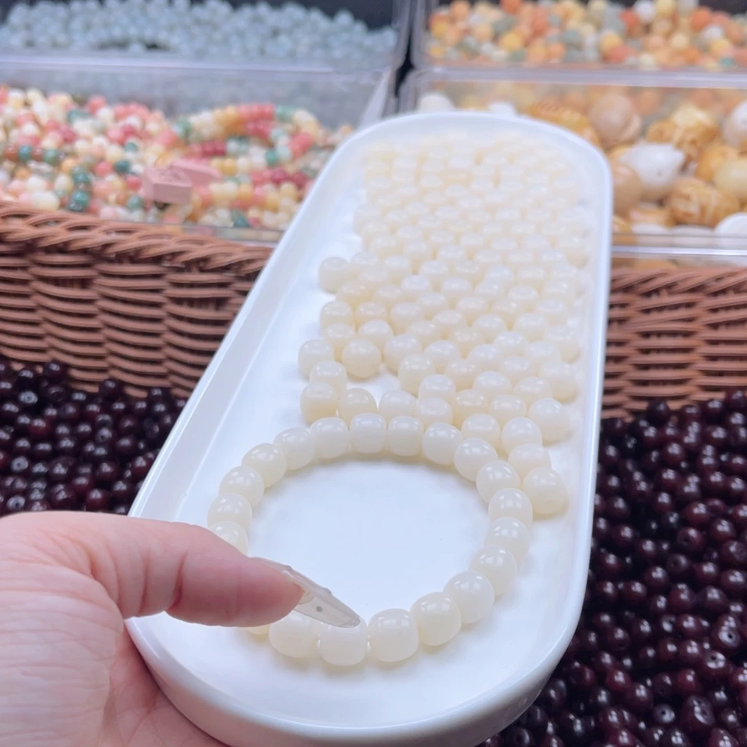 白玉菩提吊坠q11mm/100+10颗纯白桶珠