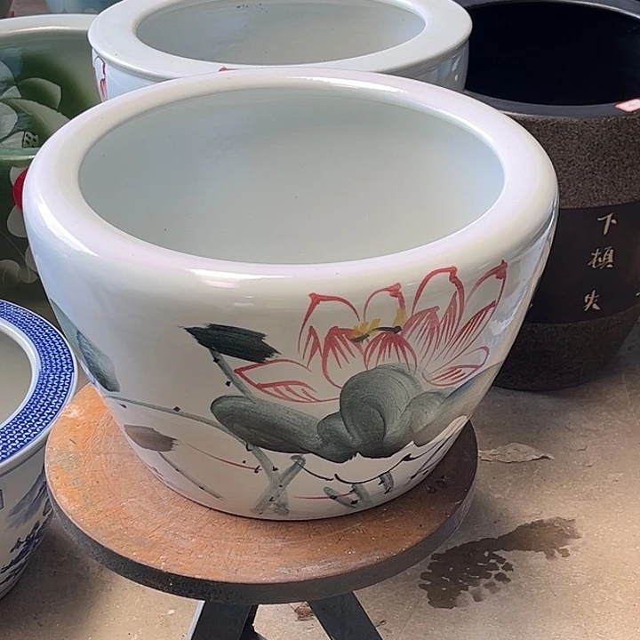 半***烟景德镇陶瓷鱼缸艺术