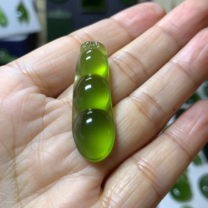 岫玉颈饰未镶嵌青*吊坠