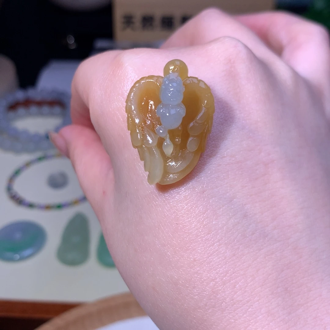 未镶嵌定制翡翠天使宝宝龙