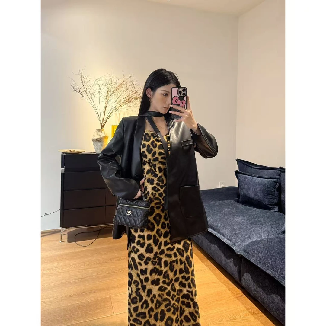 博主挚爱版型 立裁廓形无领设计感宽松西装皮衣外套