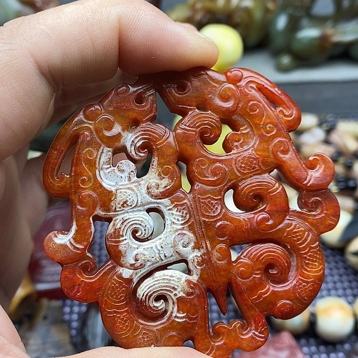 未镶嵌蛇纹石玉颈饰