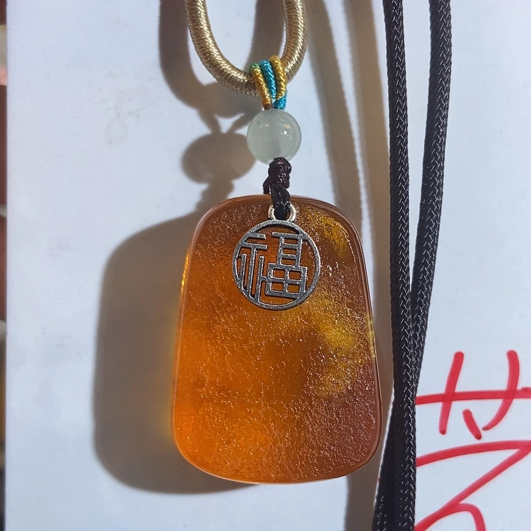 定制琥珀未镶嵌琥珀的