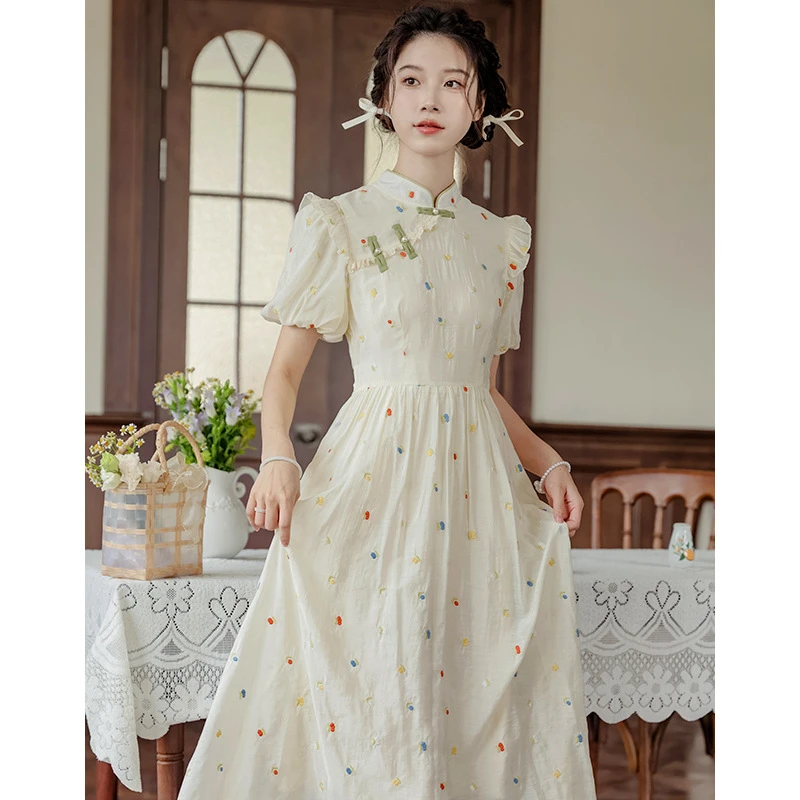 网红新品国风少女立领改良新中式汉元素盘扣气质连衣裙收腰显瘦