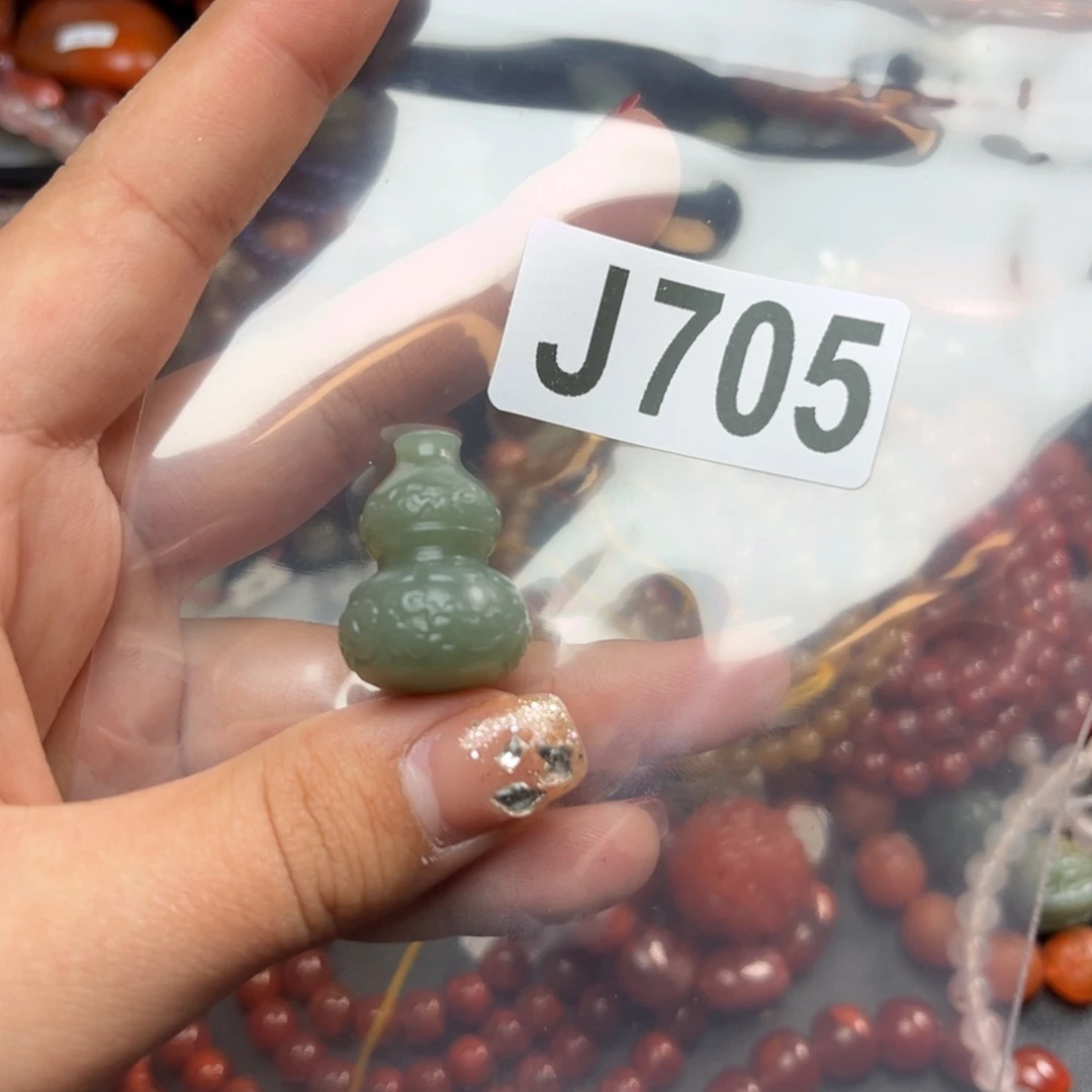 和田玉珠宝奇石未镶嵌