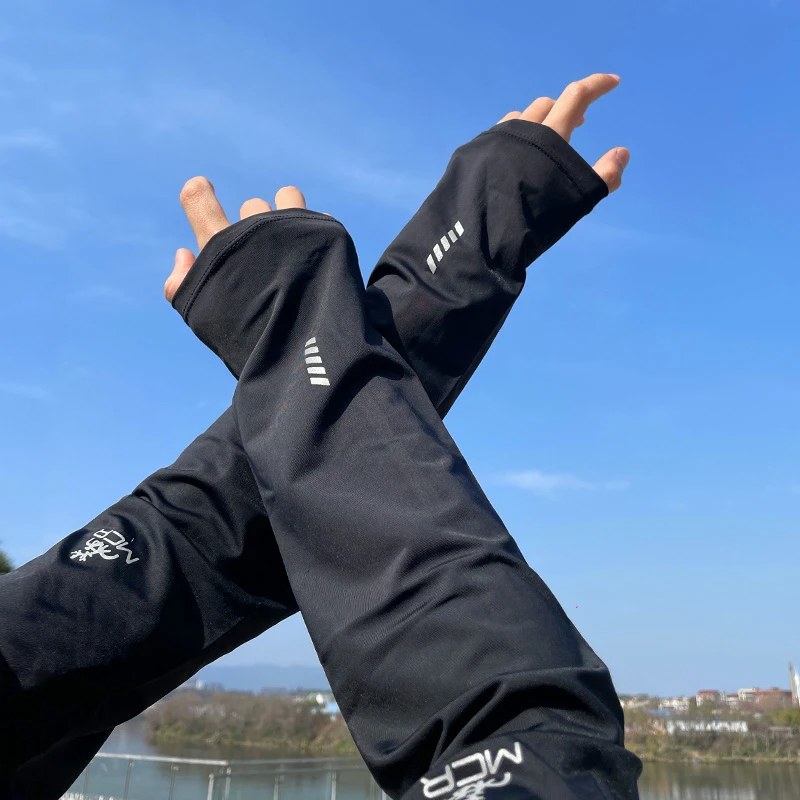 防晒冰袖男夏季宽松冰丝护臂套袖男款开车骑行防紫外线手套女手臂