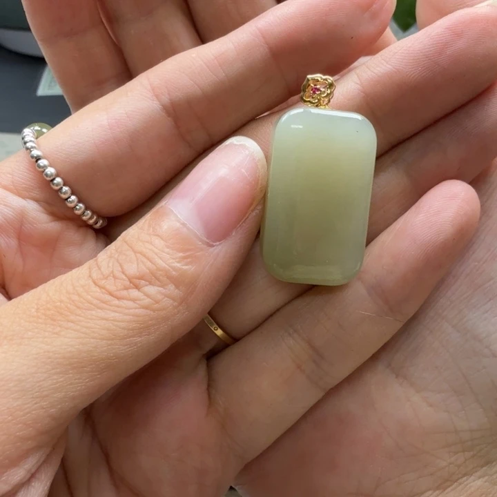 和田玉18K金镶嵌颈饰71