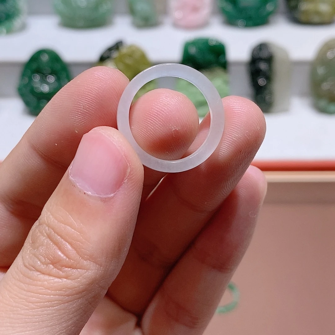 梦***殇未镶嵌独山玉挂件