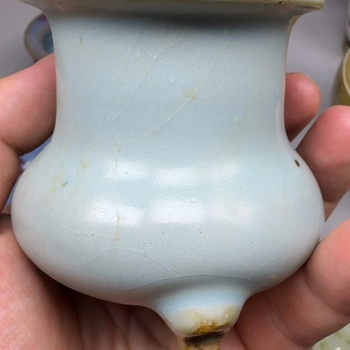 苏***哈摆件陶瓷。