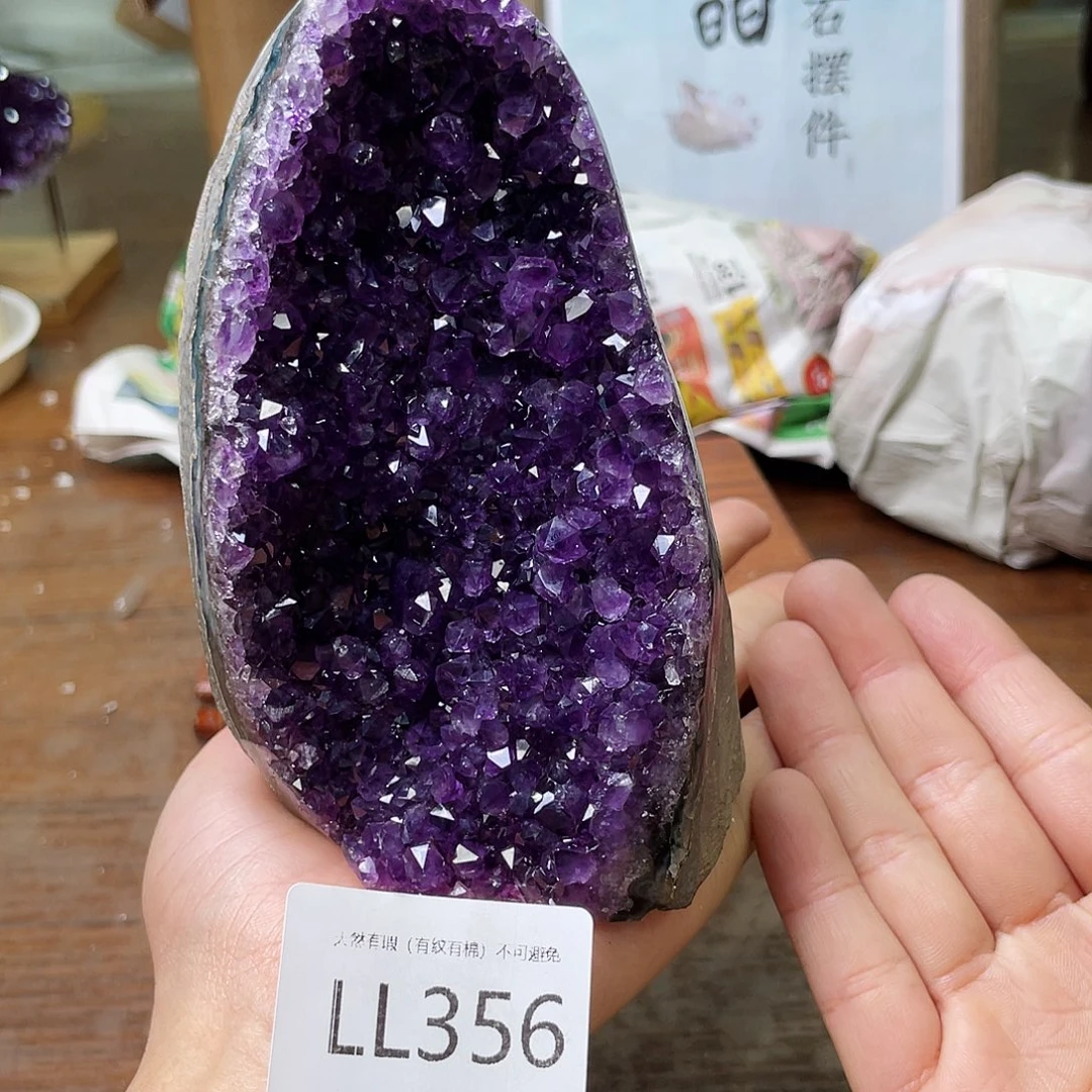 未镶嵌大型摆件（非配饰）水晶