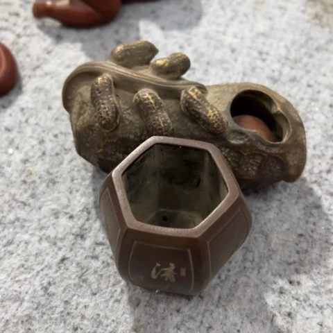 紫砂陶瓷摆件！！！！！！！行*