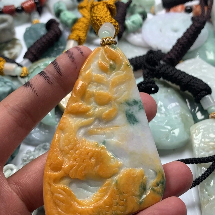 颈饰未镶嵌翡翠保真天然a货翡翠