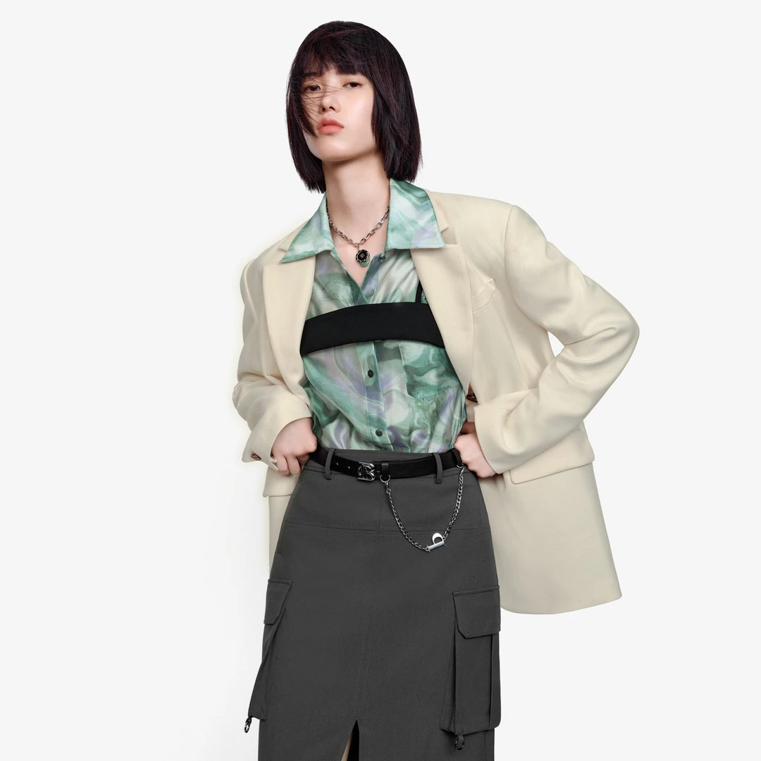 L106结构斯文西装