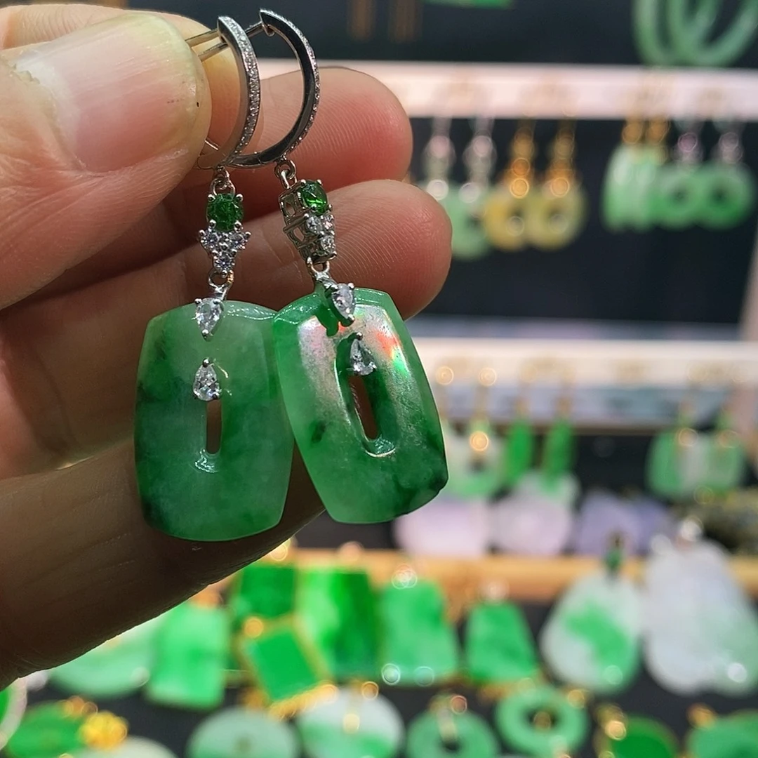 翡翠18K金镶嵌耳饰耳饰