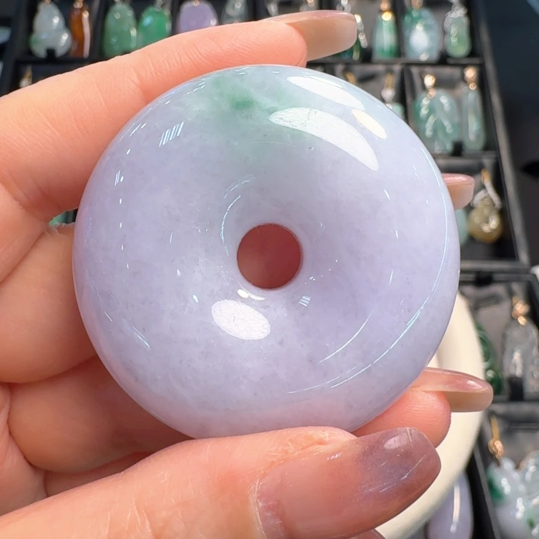 翡翠未镶嵌颈饰平安扣