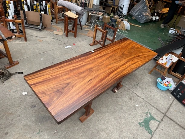 559 胡桃木大板 256×90×6.3