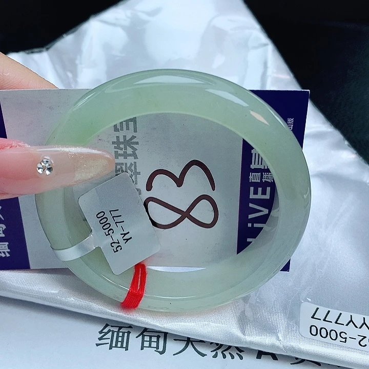 翡翠手镯未镶嵌缅甸天然a货翡翠手镯