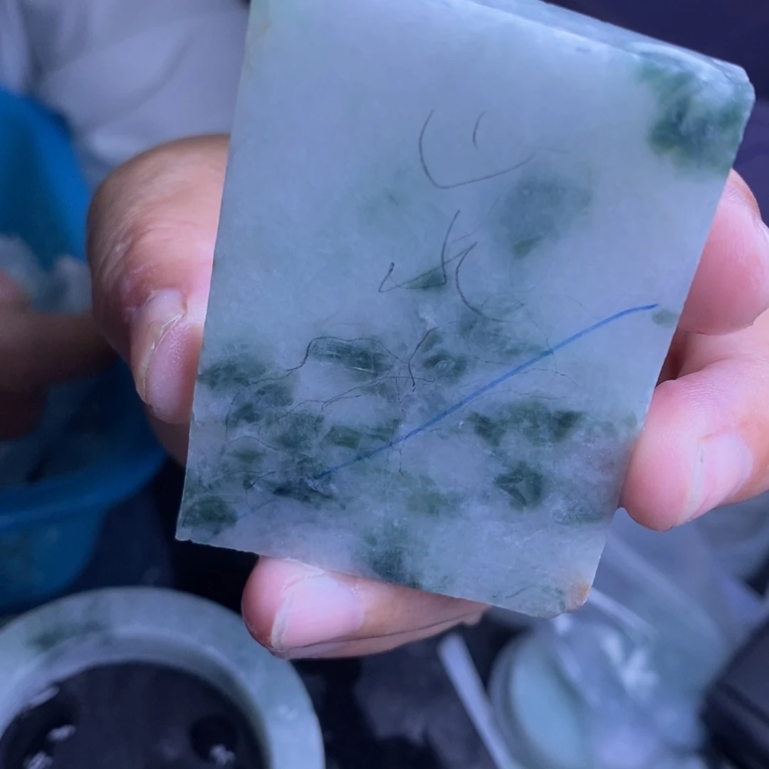 未镶嵌定制翡翠