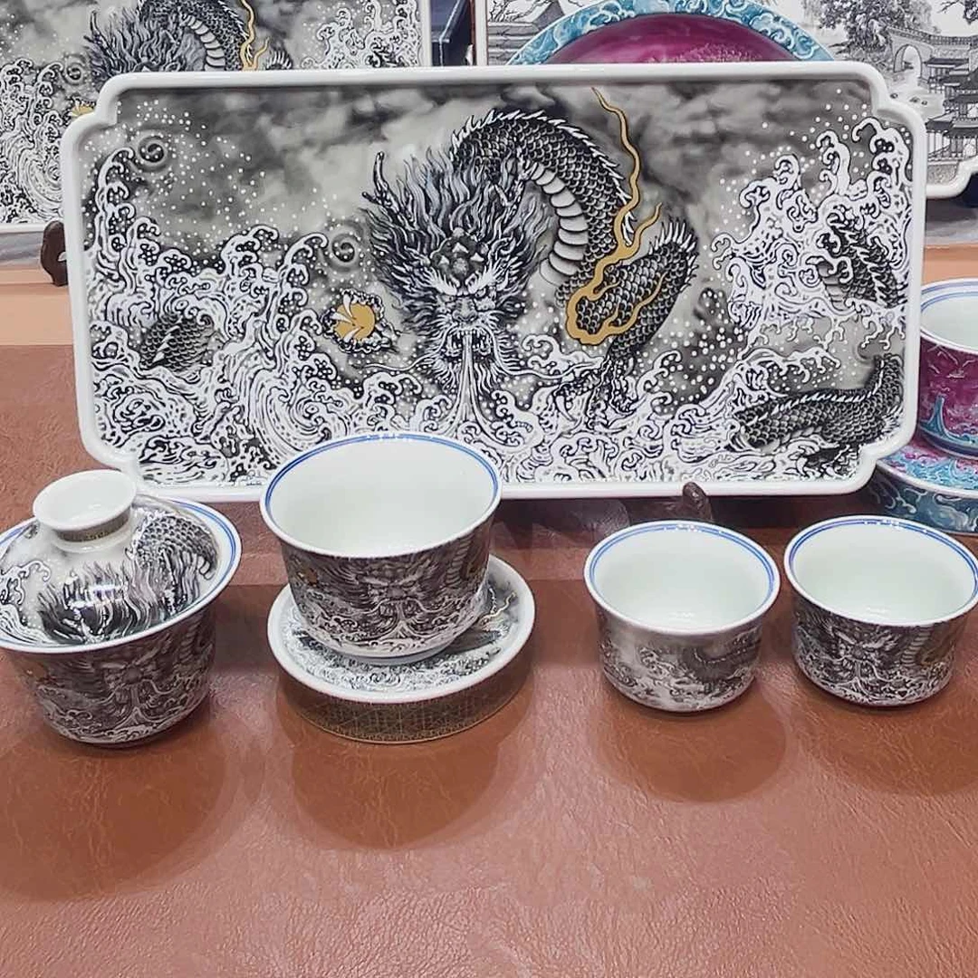 摆件景德镇陶瓷研究所工作期间在