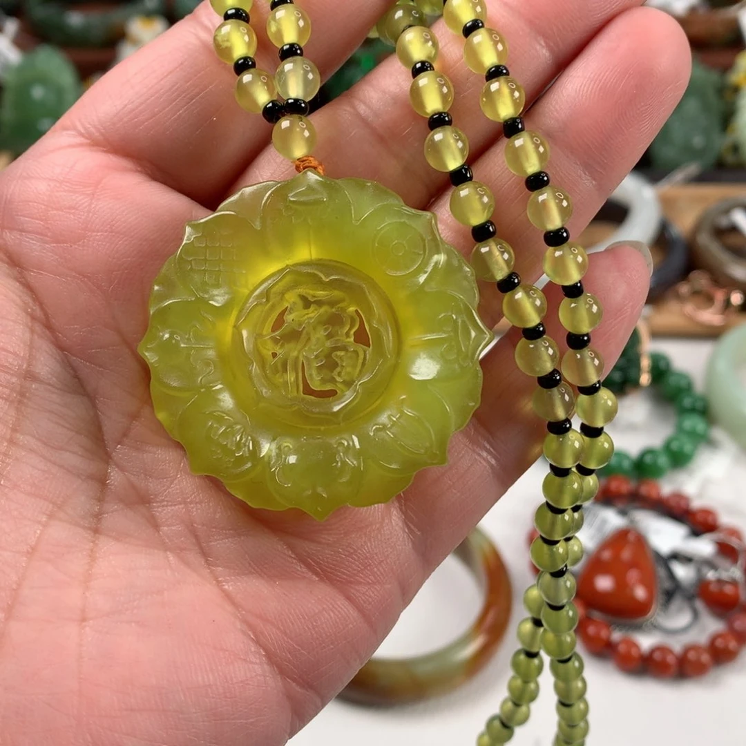 岫玉颈饰未镶嵌吊坠