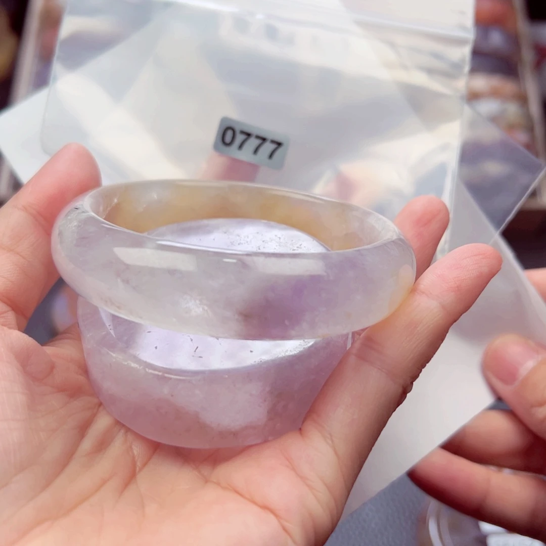 未镶嵌手镯石英质玉小****^